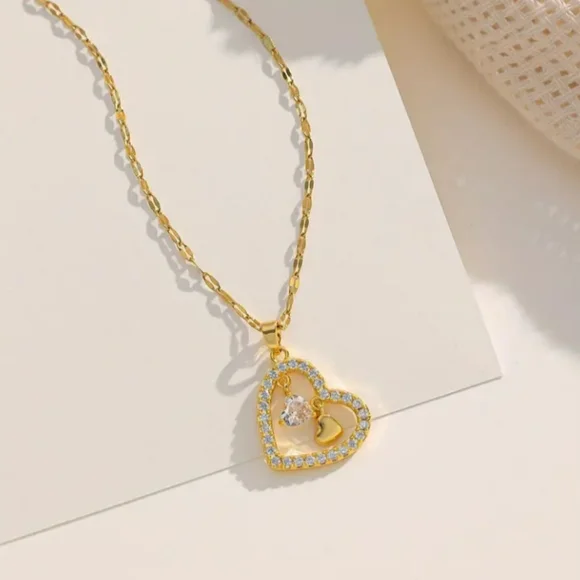 New 18K Gold Plated Stainless Steel Hearts💗 Charm Necklace - Picture 1 of 5
